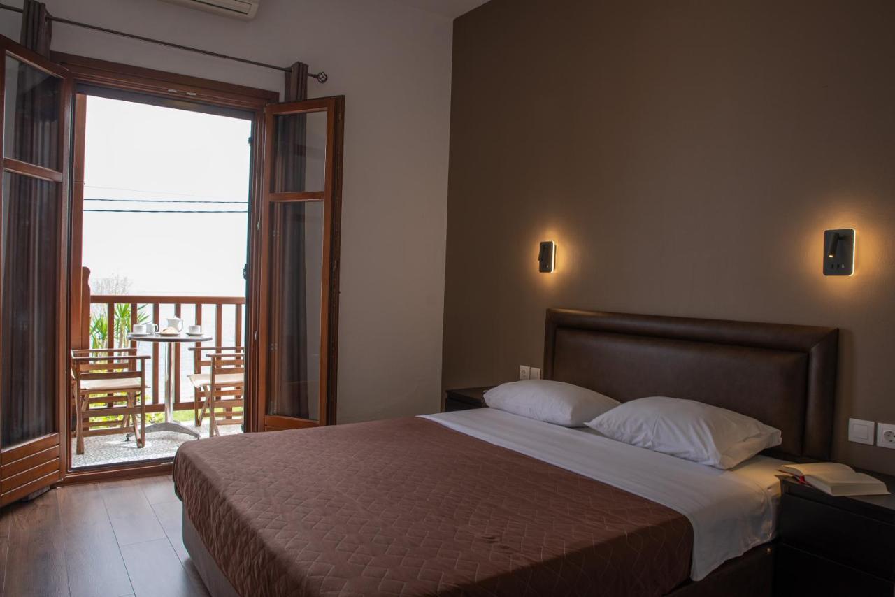 Hotel Cleopatra โคเรฟตอน ภายนอก รูปภาพ