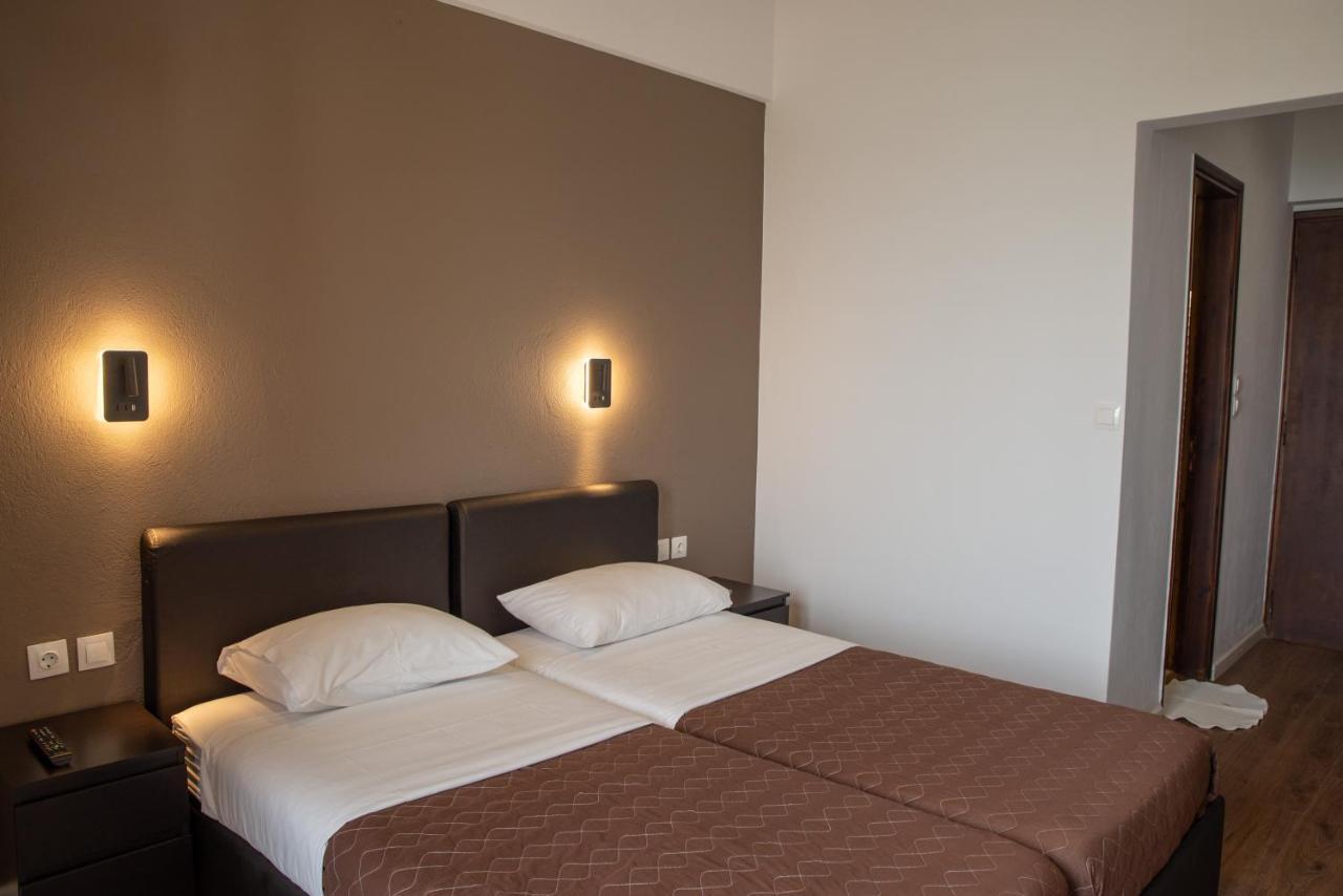 Hotel Cleopatra โคเรฟตอน ภายนอก รูปภาพ
