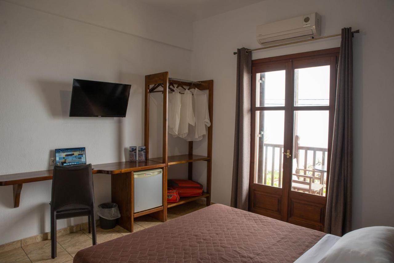 Hotel Cleopatra โคเรฟตอน ภายนอก รูปภาพ
