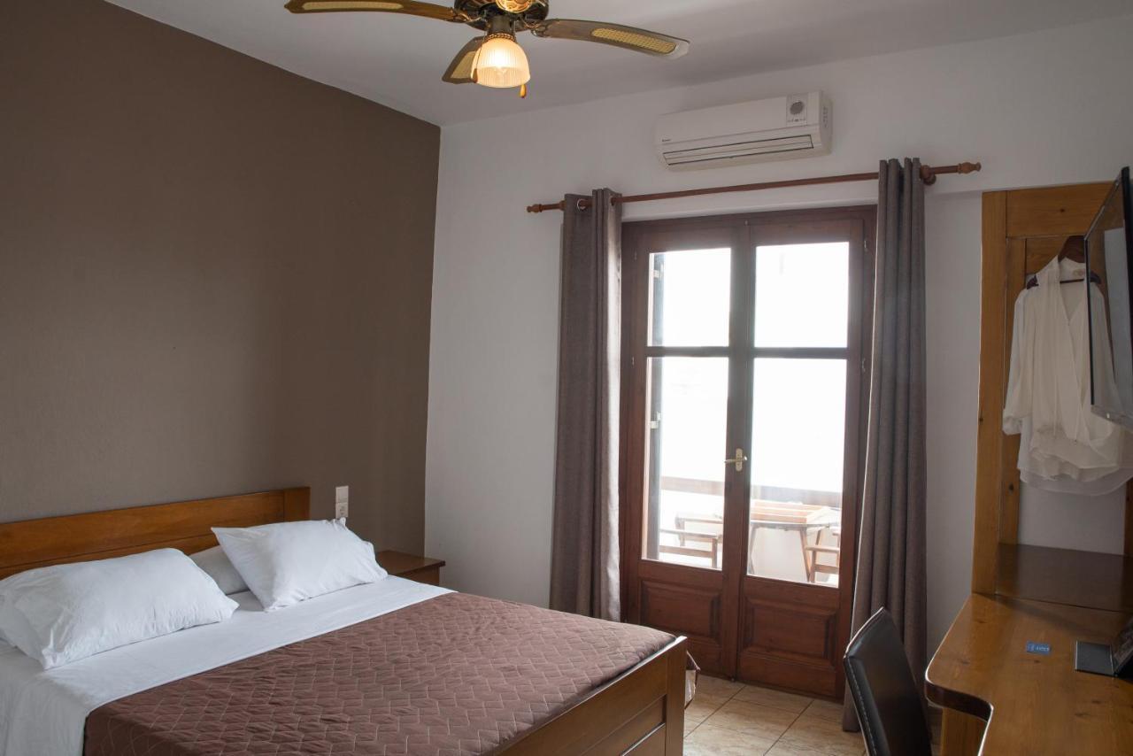 Hotel Cleopatra โคเรฟตอน ภายนอก รูปภาพ