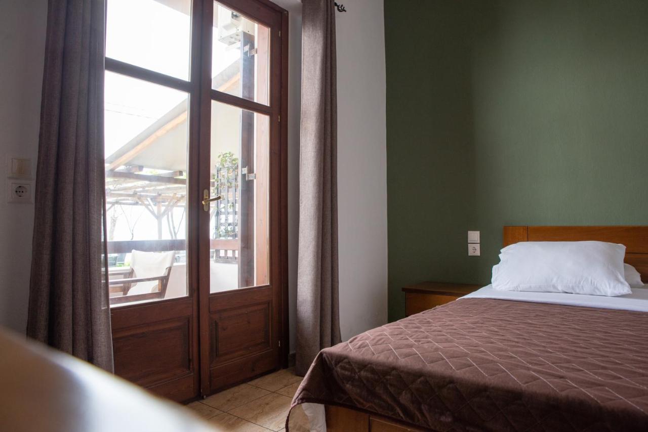 Hotel Cleopatra โคเรฟตอน ภายนอก รูปภาพ