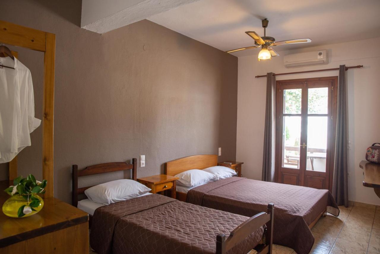 Hotel Cleopatra โคเรฟตอน ภายนอก รูปภาพ
