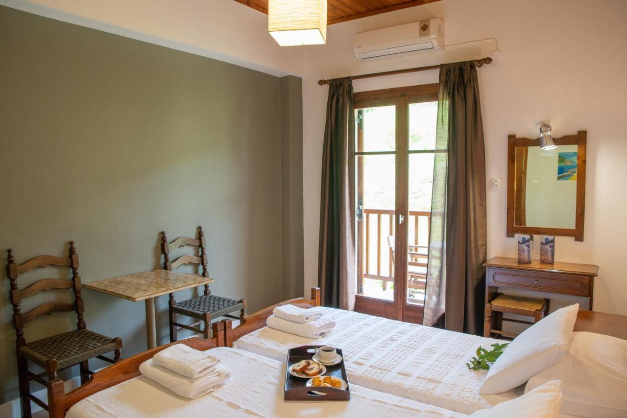 Hotel Cleopatra โคเรฟตอน ภายนอก รูปภาพ