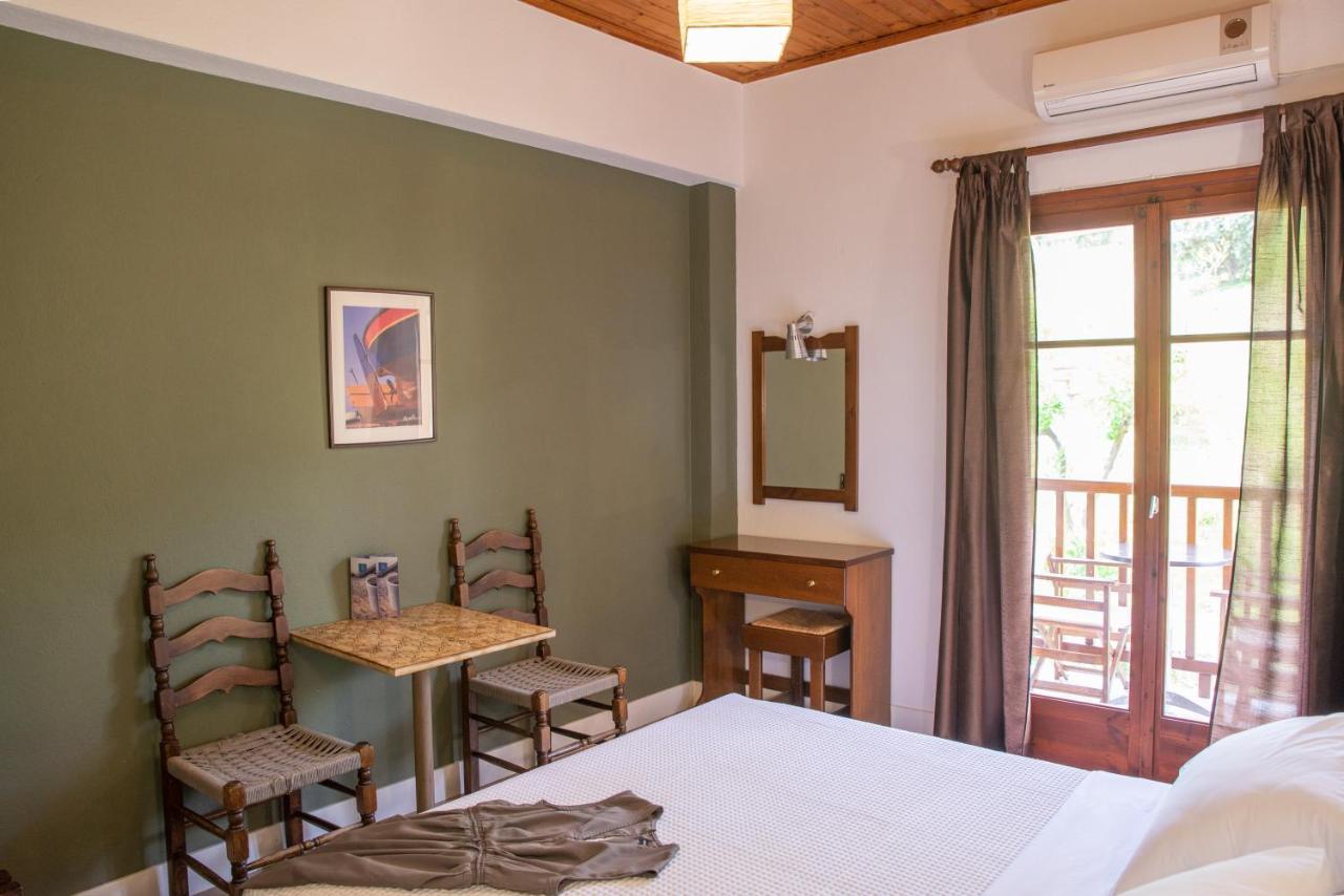 Hotel Cleopatra โคเรฟตอน ภายนอก รูปภาพ