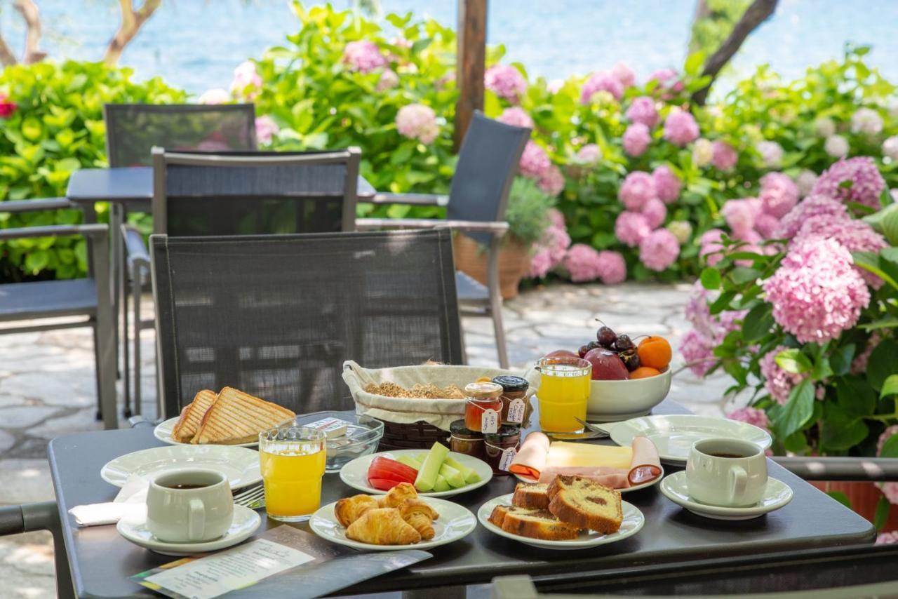 Hotel Cleopatra โคเรฟตอน ภายนอก รูปภาพ