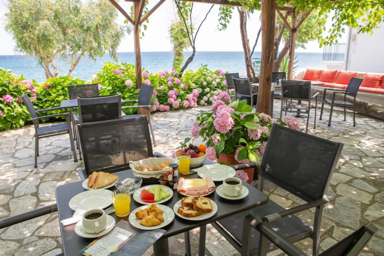 Hotel Cleopatra โคเรฟตอน ภายนอก รูปภาพ